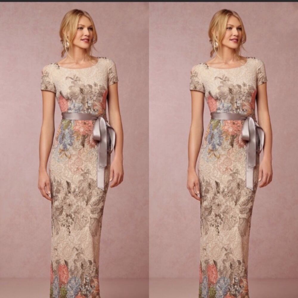Adrianna Papell Floral Matelasse Dress Size 8